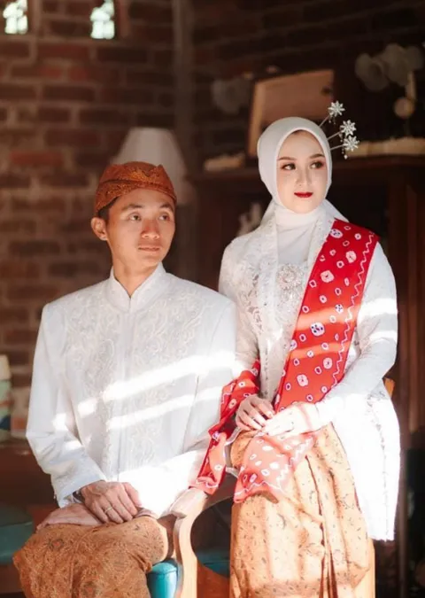 Foto sampul undangan Drajad & Dini