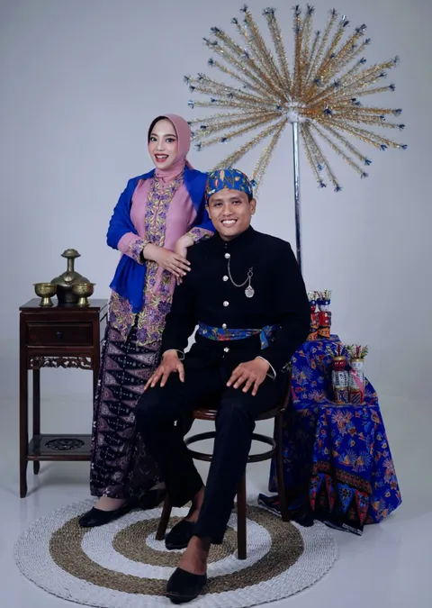 Foto sampul undangan Muidal & Puja
