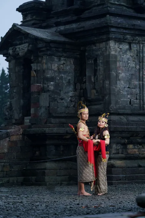 Foto sampul undangan Dyah & Rudi