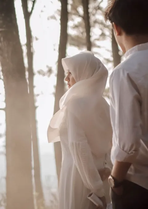 Foto sampul undangan Vies Nada Adzandini & Novia Nur Azizah Wulandari