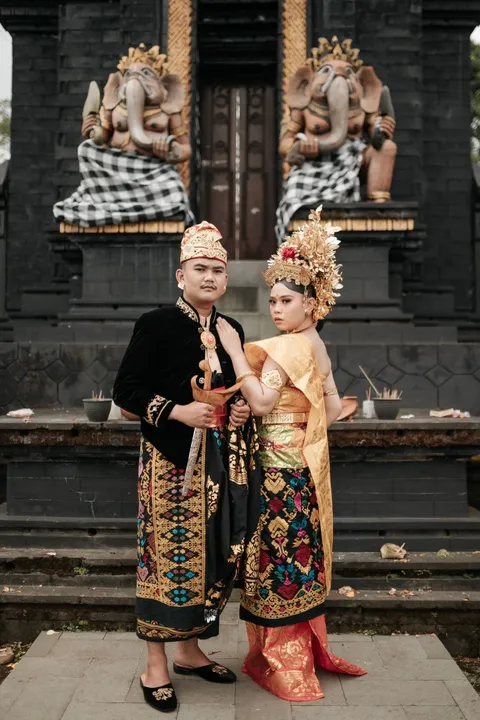 Foto sampul undangan Lutfi & Amanda
